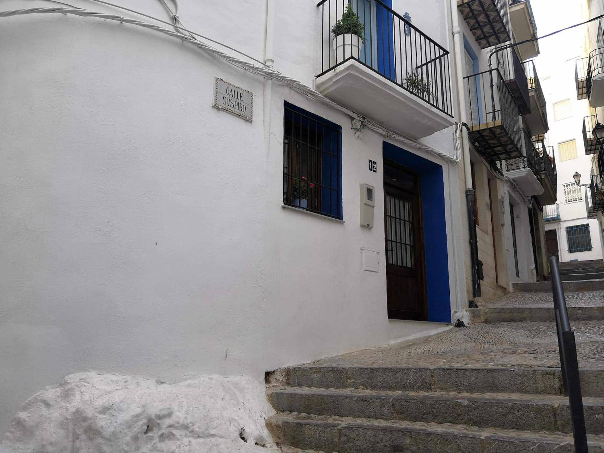 A H El Gato Azul Casa Entera *